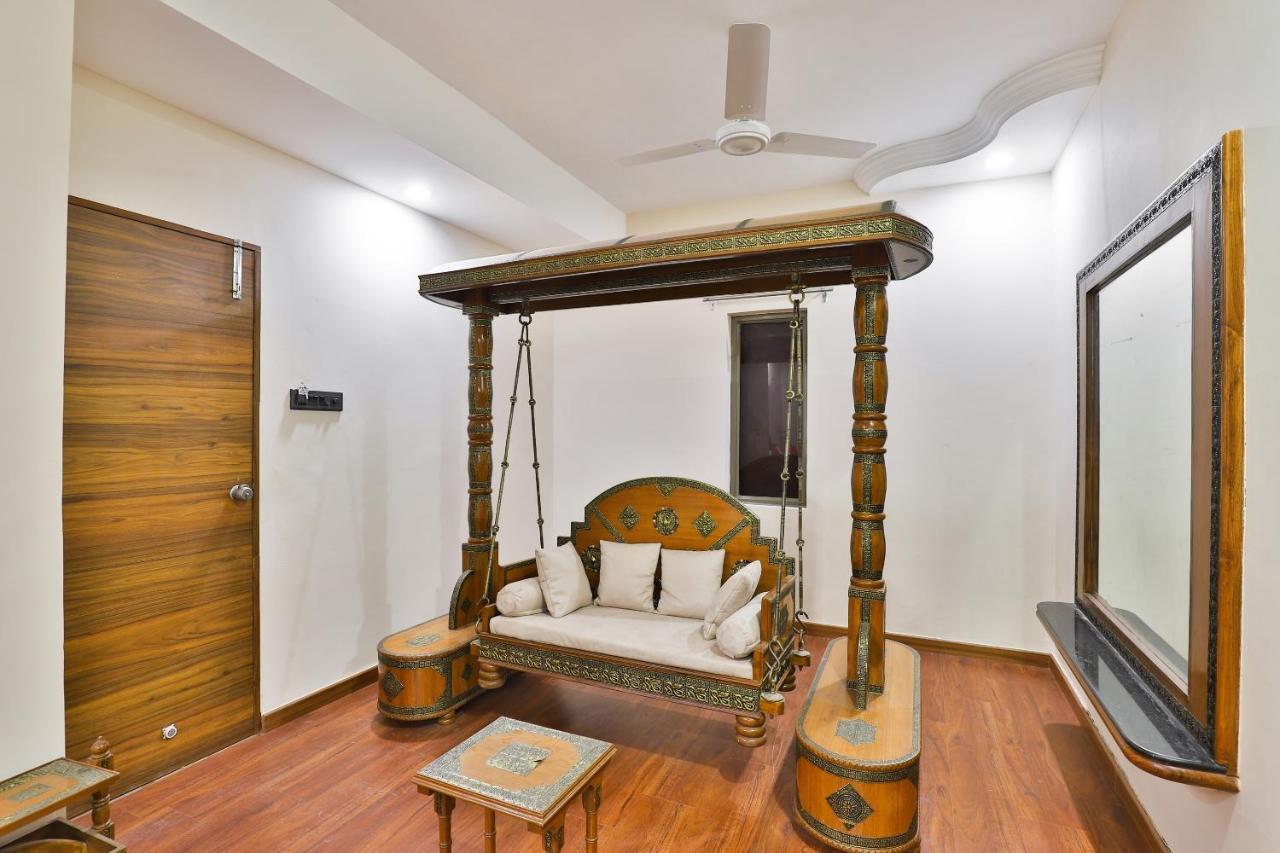 Oyo 23540 Hotel Suryakant Rajkot Extérieur photo